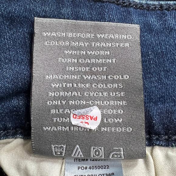 TORRID Womens 20R Super Soft Jegging Dark Wash Stretch Denim Triple Button Denim - Picture 7 of 8